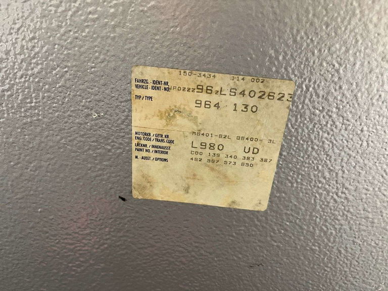 Porsche 964 Carrera 4