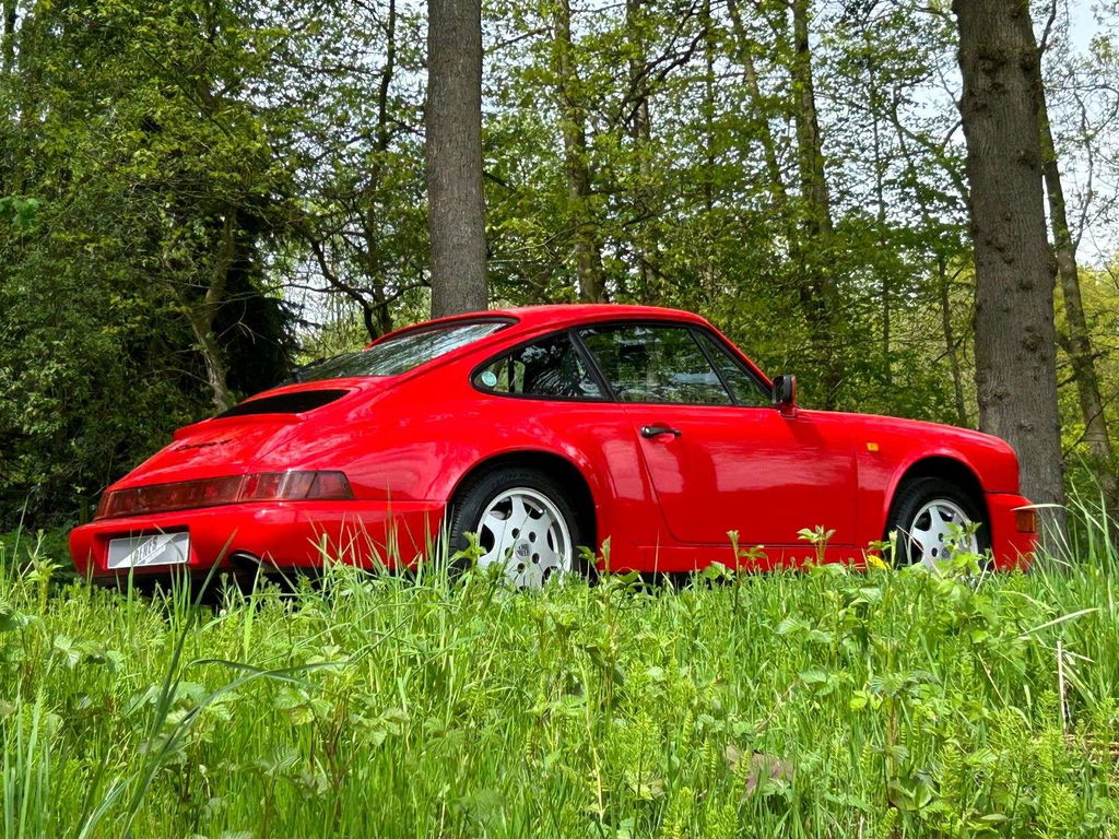 Porsche 964 Carrera 4