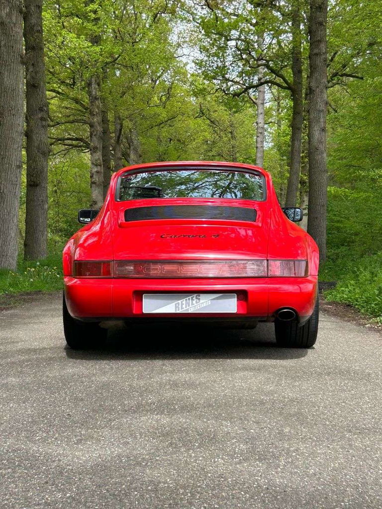 Porsche 964 Carrera 4