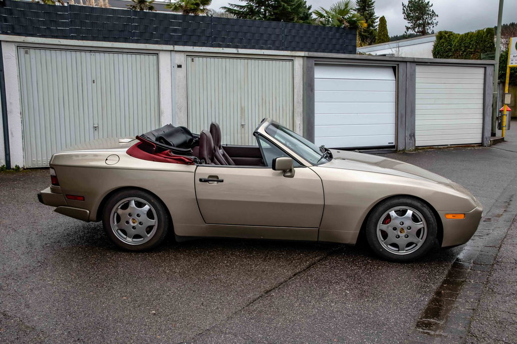 Porsche 944 S2 Cabriolet