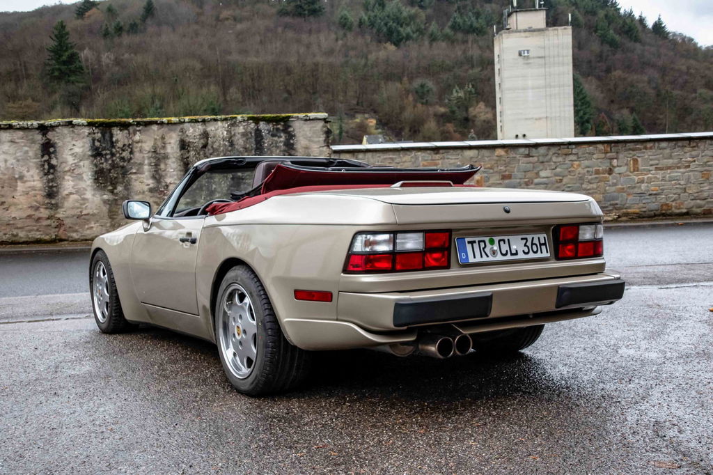 Porsche 944 S2 Cabriolet