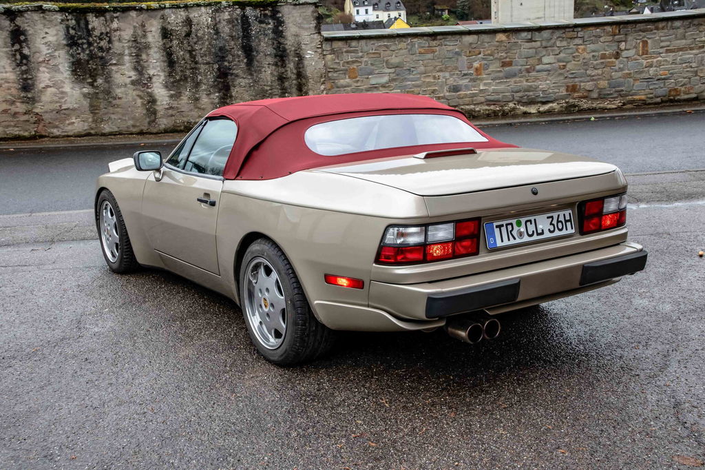 Porsche 944 S2 Cabriolet