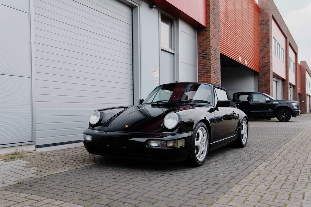 Porsche 964 Carrera 4