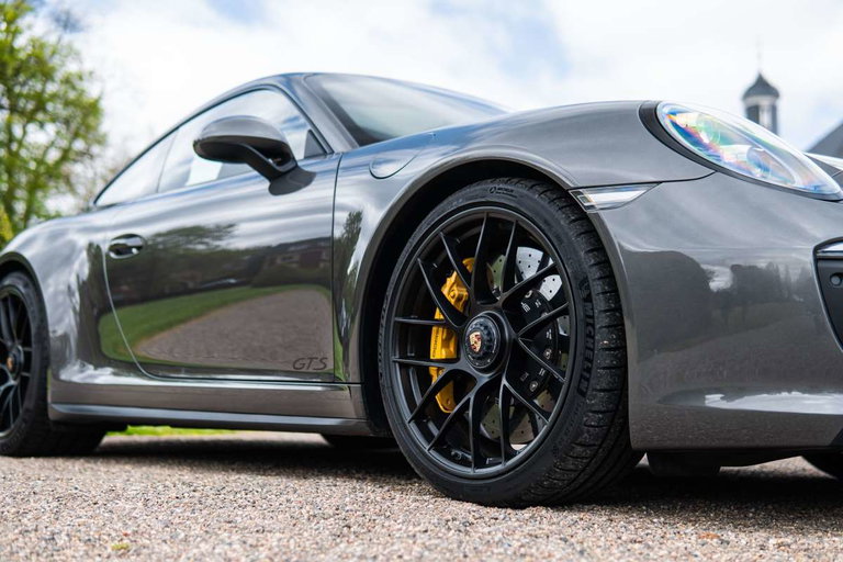 Porsche 991.2 Carrera 4 GTS