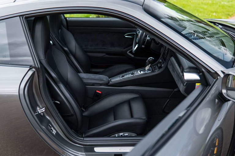 Porsche 991.2 Carrera 4 GTS