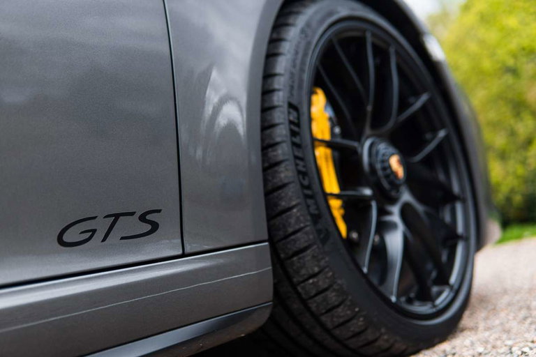 Porsche 991.2 Carrera 4 GTS