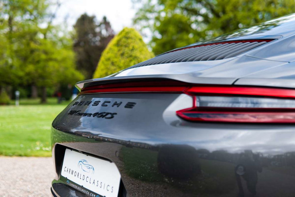 Porsche 991.2 Carrera 4 GTS
