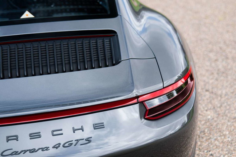 Porsche 991.2 Carrera 4 GTS