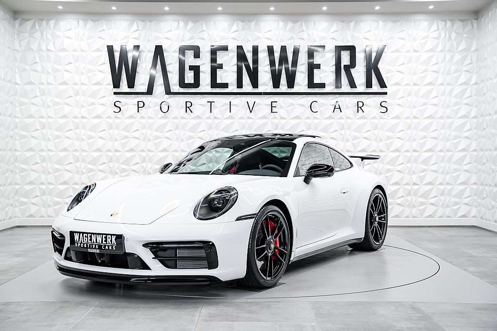 Porsche 992 Carrera GTS