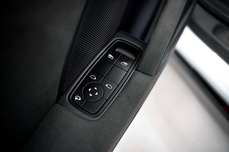 Porsche 992 Carrera GTS