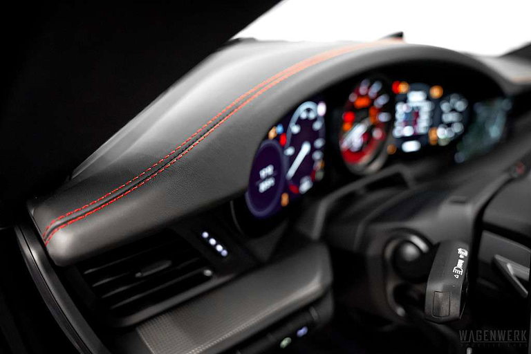 Porsche 992 Carrera GTS