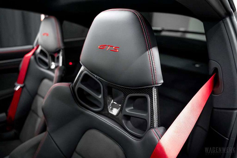 Porsche 992 Carrera GTS