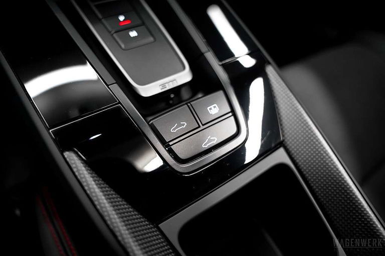 Porsche 992 Carrera GTS