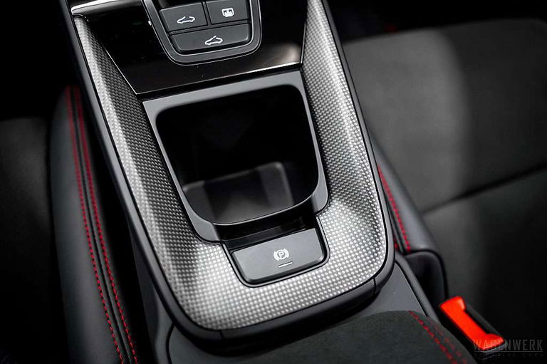 Porsche 992 Carrera GTS