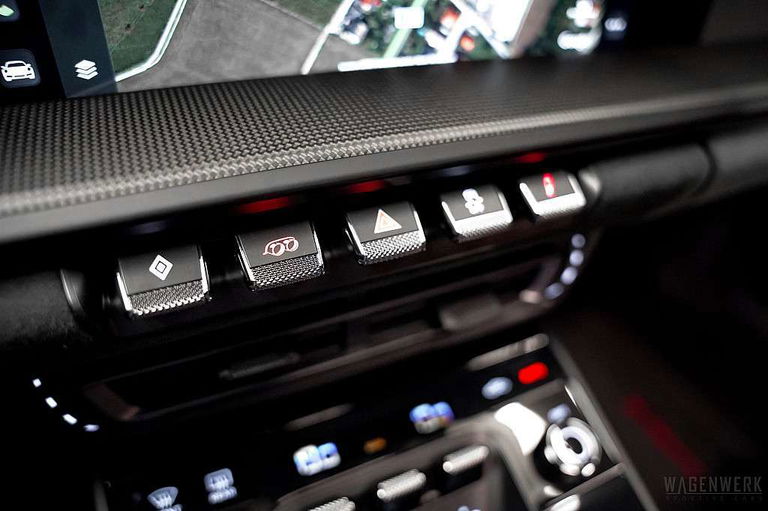 Porsche 992 Carrera GTS