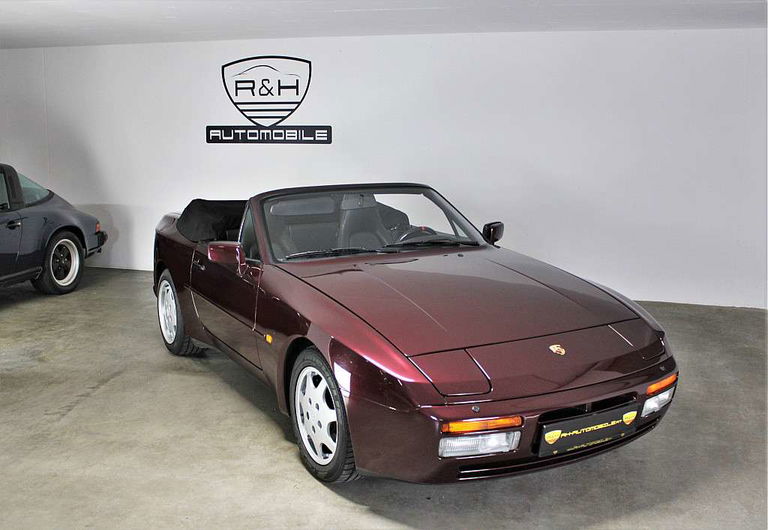 Porsche 944 Turbo Cabriolet