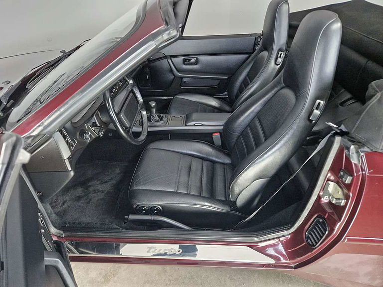 Porsche 944 Turbo Cabriolet