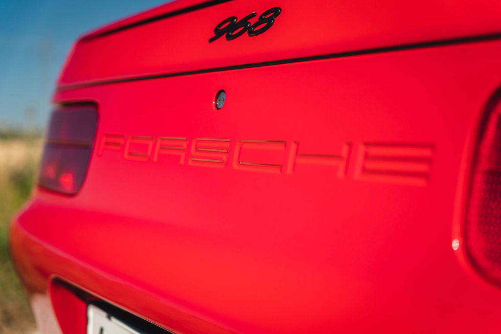 Porsche 968