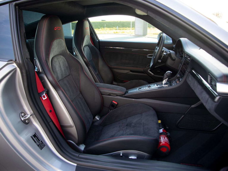 Porsche 991.2 Carrera GTS