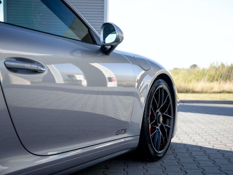 Porsche 991.2 Carrera GTS
