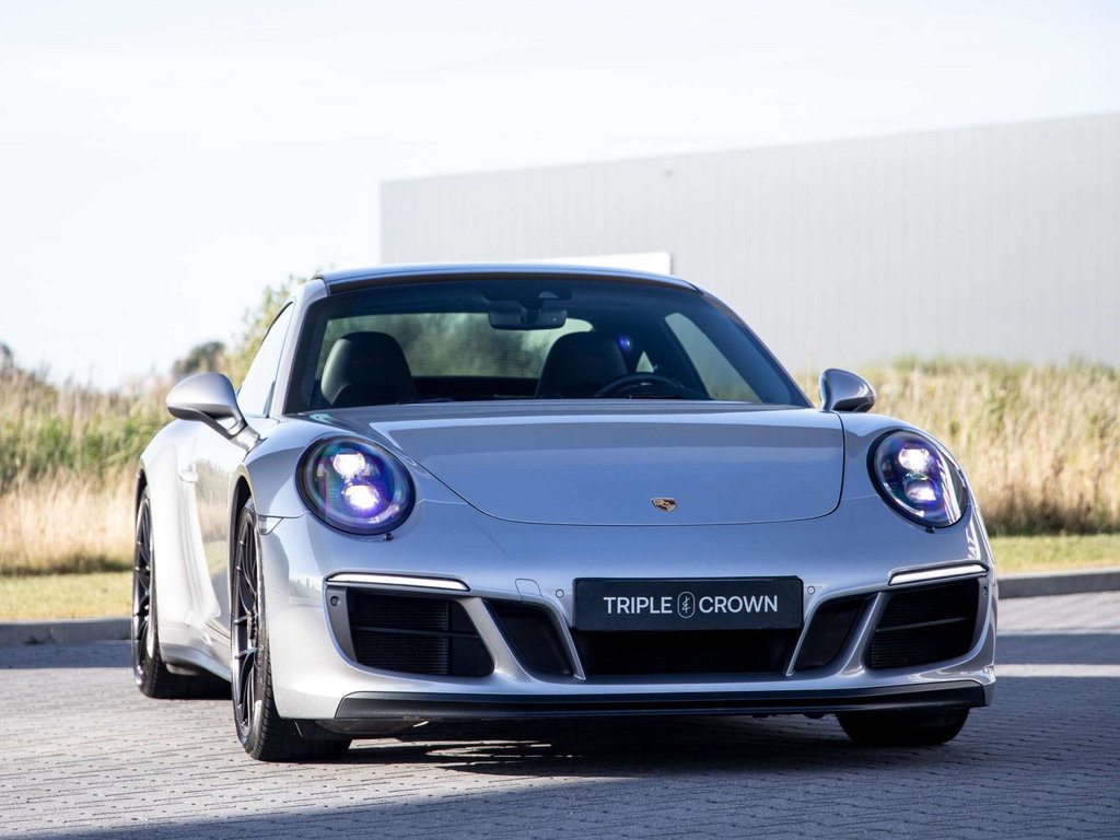 Porsche 991.2 Carrera GTS