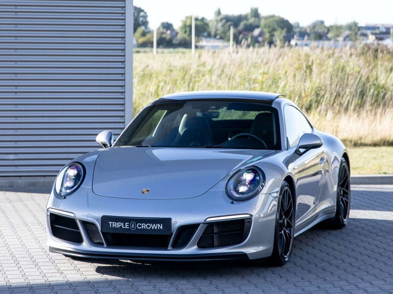 Porsche 991.2 Carrera GTS