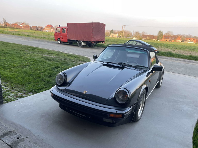 Porsche 911 Carrera 3.2