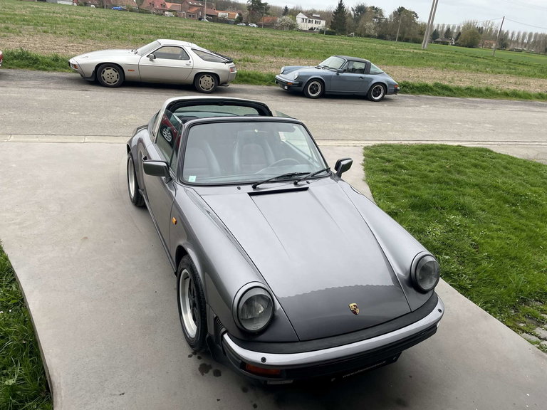 Porsche 911 Carrera 3.2