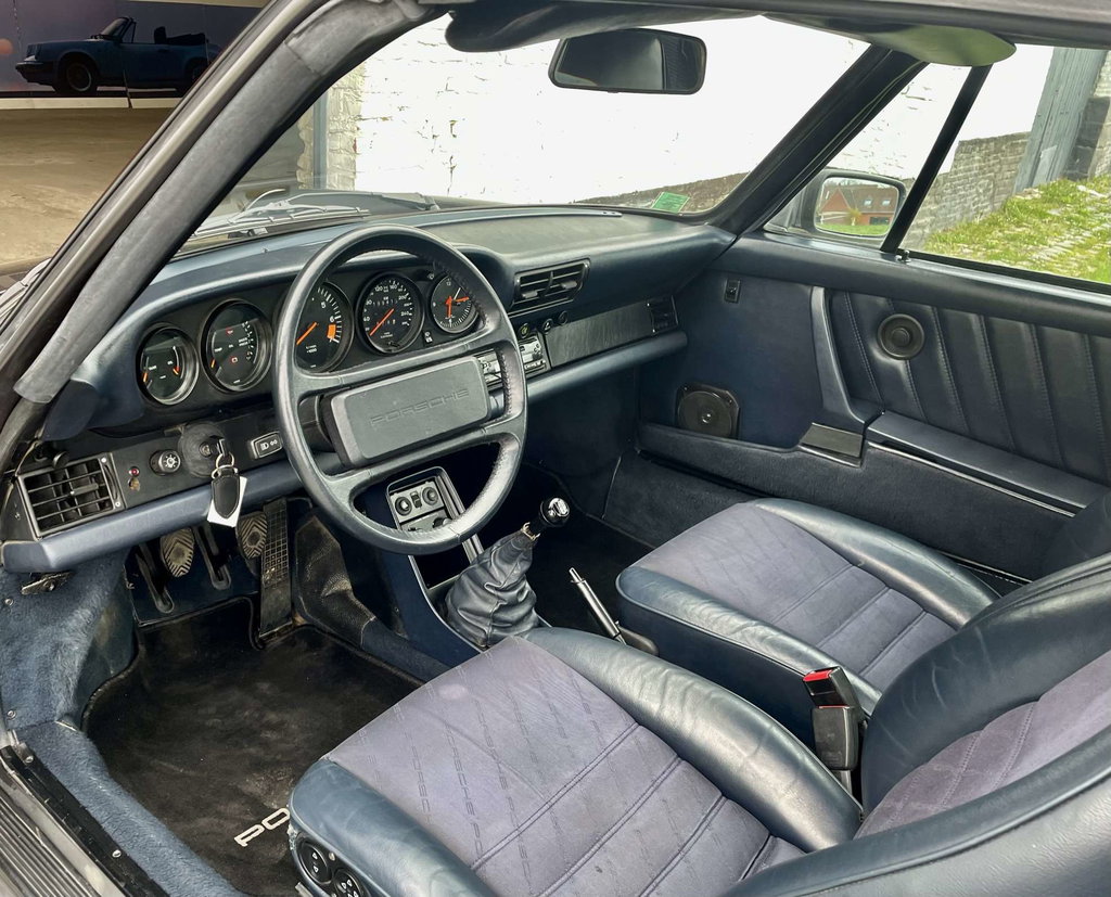 Porsche 911 Carrera 3.2