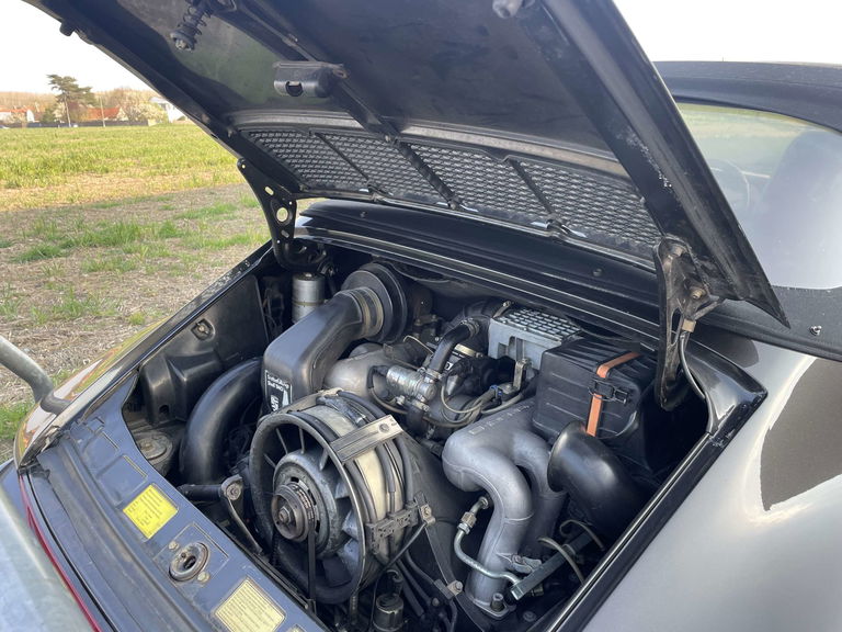 Porsche 911 Carrera 3.2