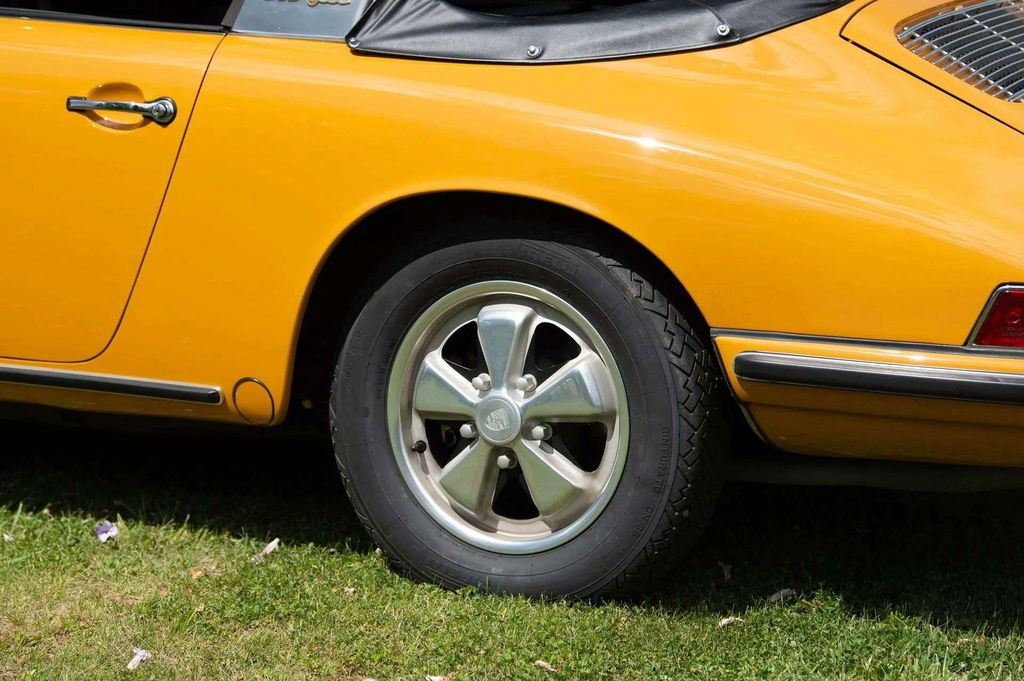 Porsche 911 S (F-Modell)