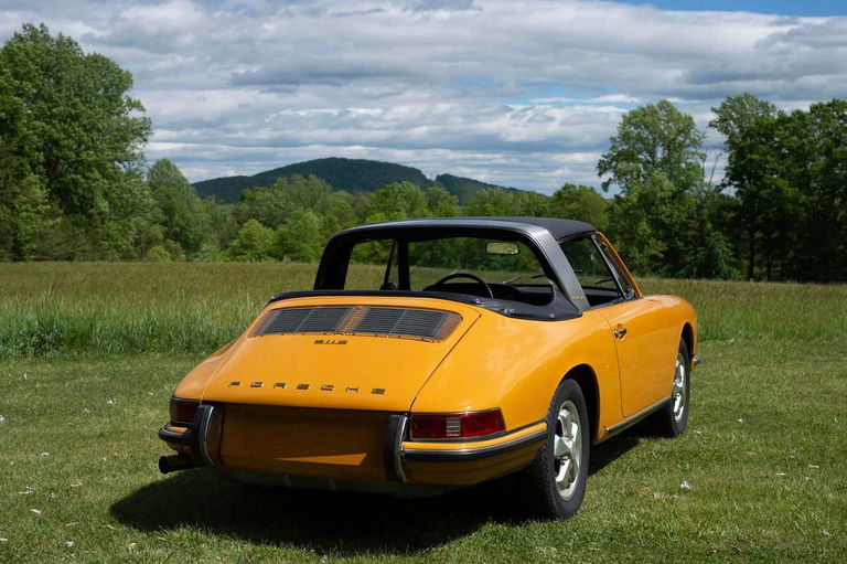 Porsche 911 S (F-Modell)