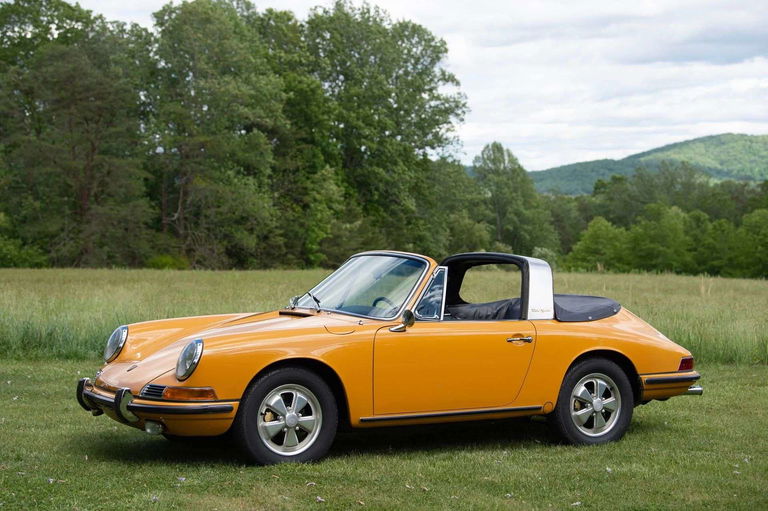 Porsche 911 S (F-Modell)