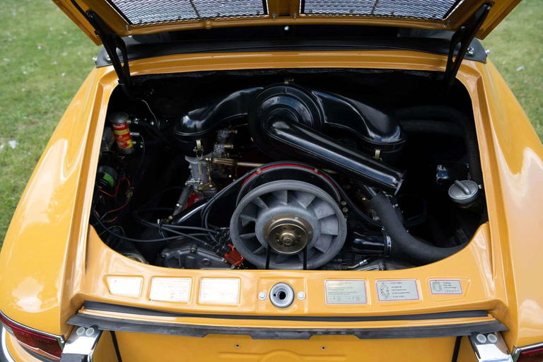 Porsche 911 S (F-Modell)