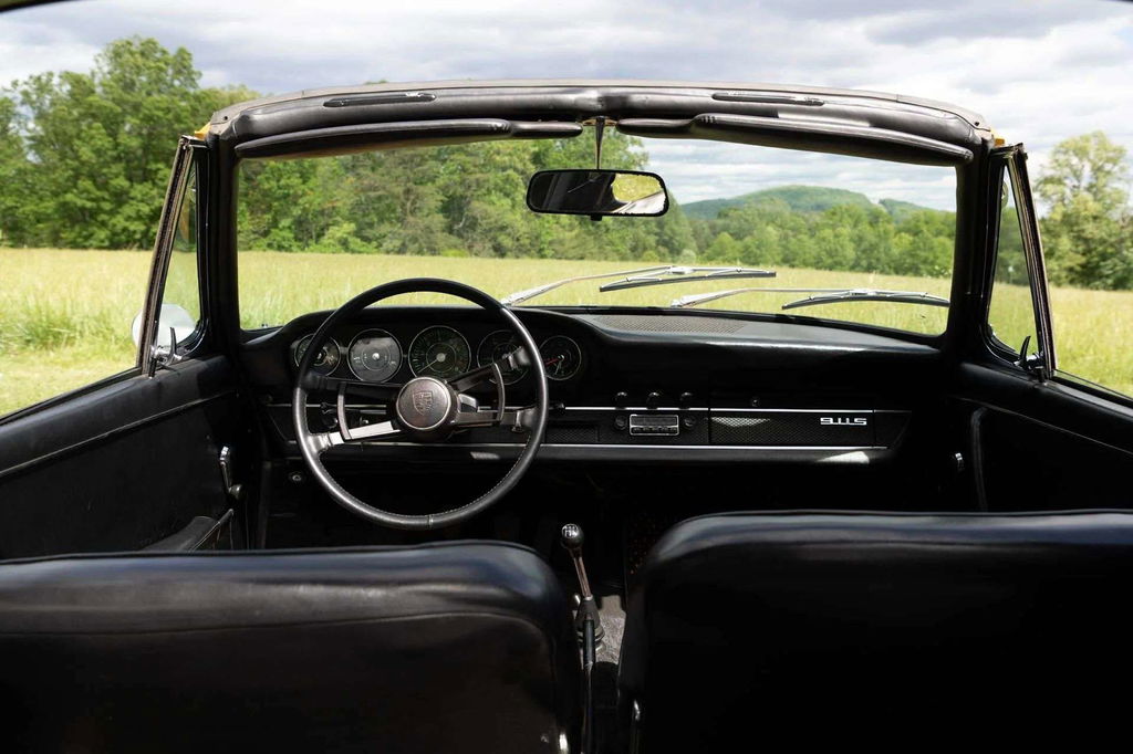 Porsche 911 S (F-Modell)