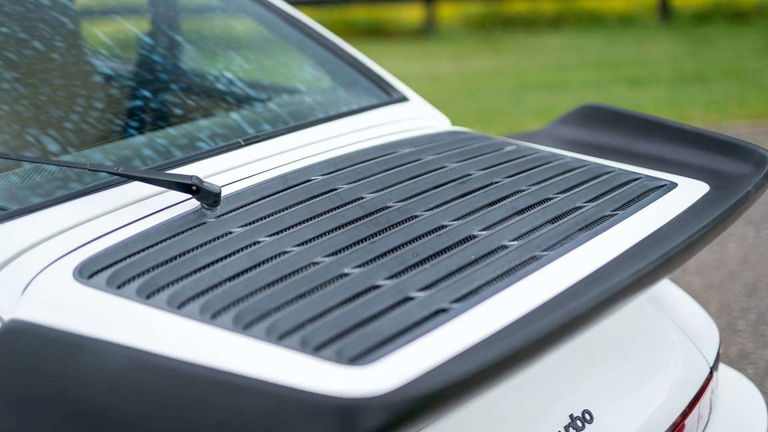 Porsche 911 Turbo 3.3 (US)