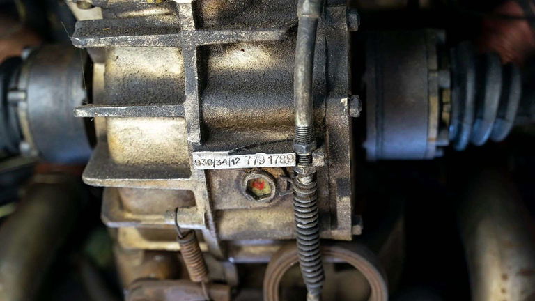 Porsche 911 Turbo 3.3 (US)