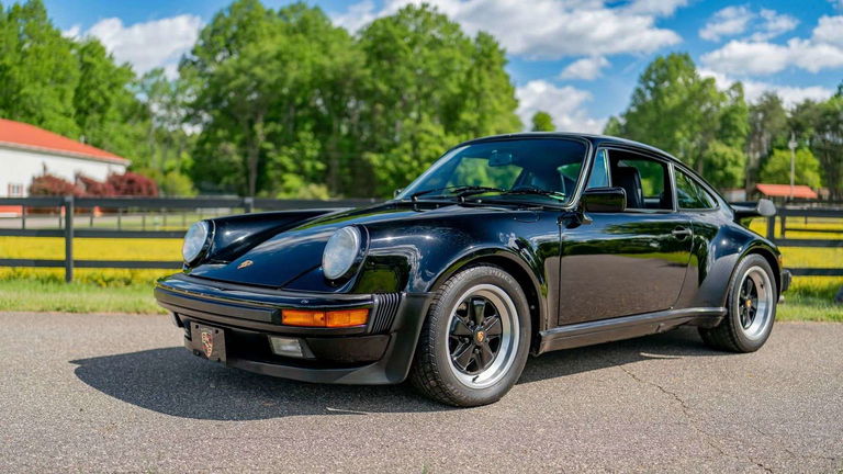 Porsche 911 Turbo 3.3
