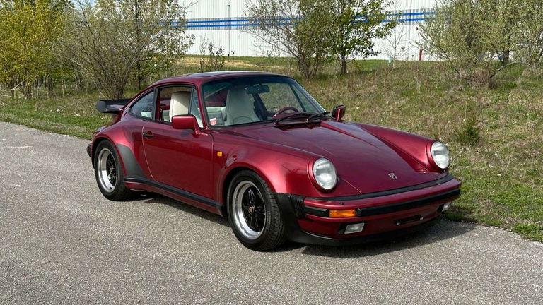 Porsche 911 Turbo 3.3