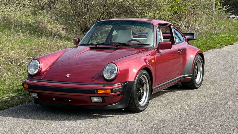 Porsche 911 Turbo 3.3