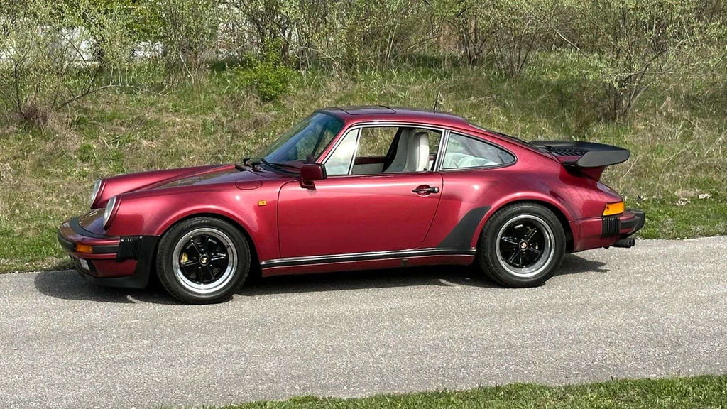 Porsche 911 Turbo 3.3