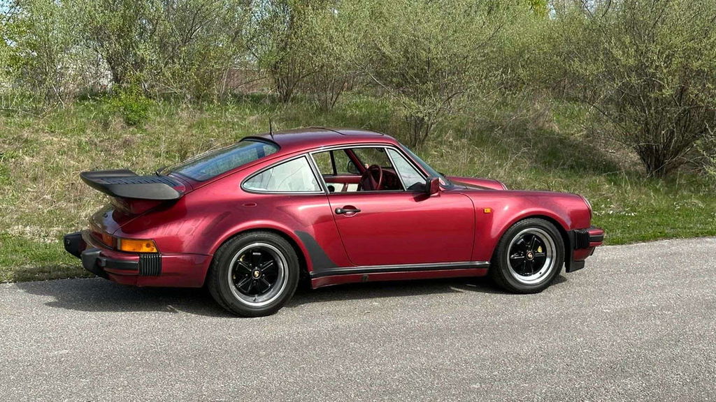 Porsche 911 Turbo 3.3
