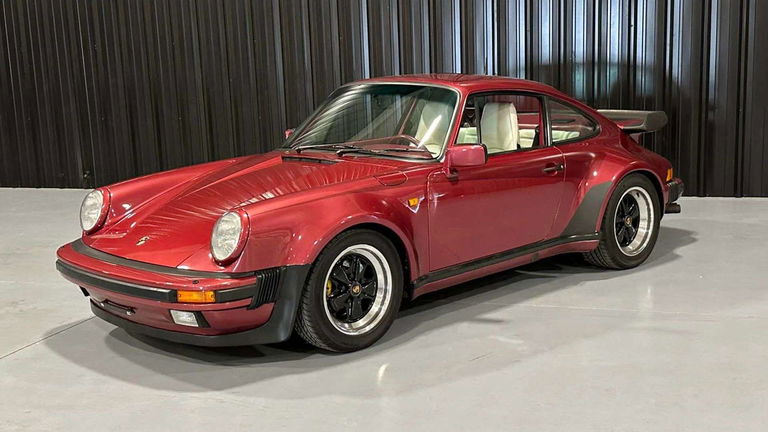 Porsche 911 Turbo 3.3