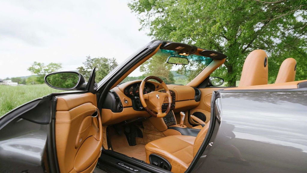 Porsche 996 Carrera 4