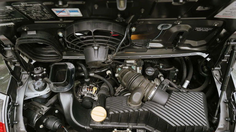 Porsche 996 Carrera 4