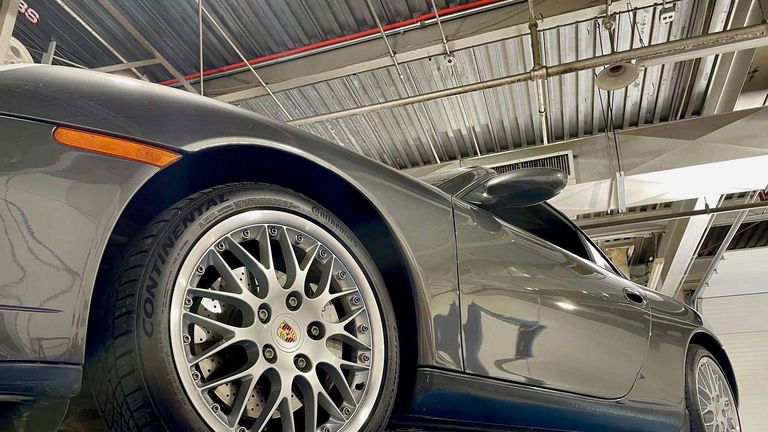 Porsche 996 Carrera 4