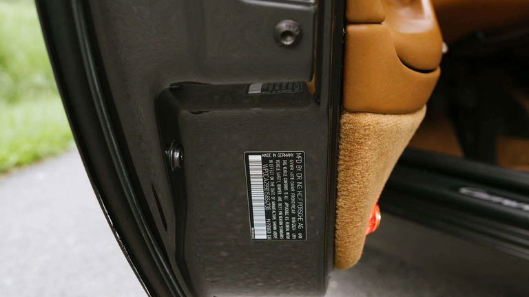 Porsche 996 Carrera 4