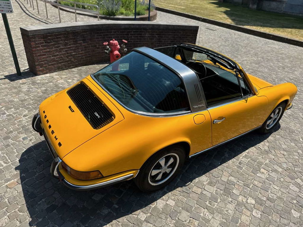 Porsche 911 T