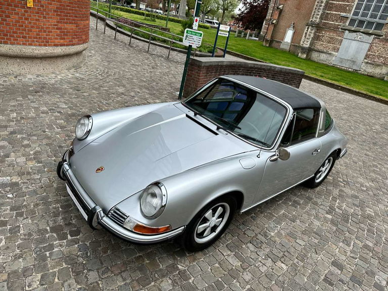 Porsche 911 T