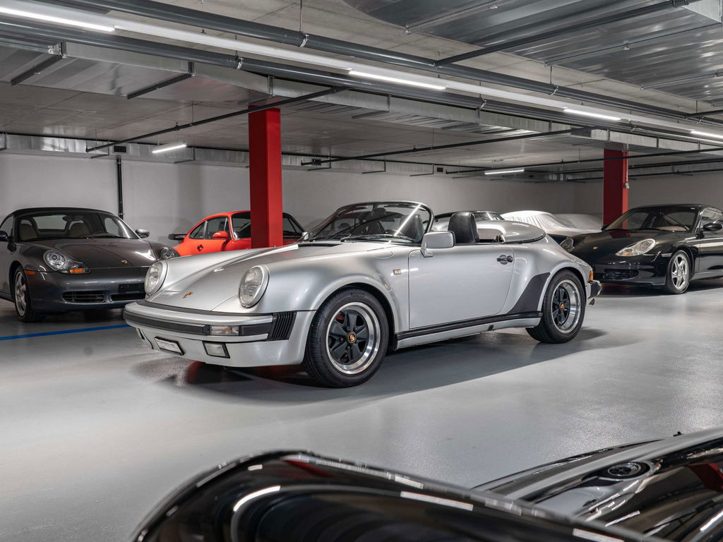 Porsche 911 Carrera 3.2 Speedster